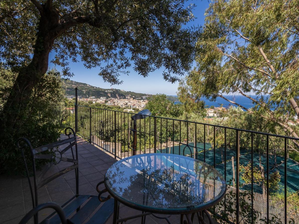 Ulivi Apt Villa Sorrento Exteriör bild