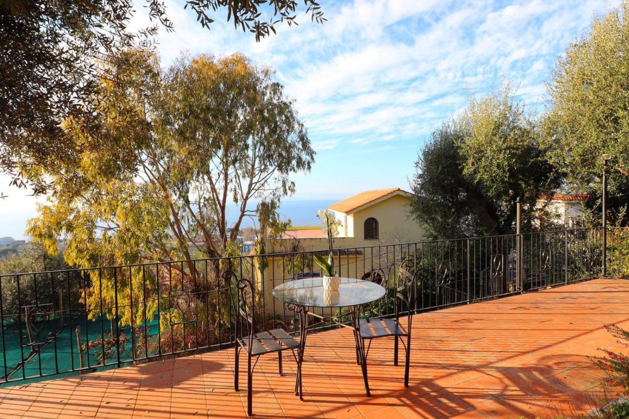 Ulivi Apt Villa Sorrento Exteriör bild